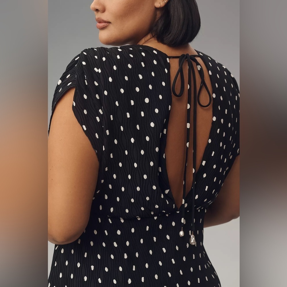 En Saison Darlene Midi Dress Polka Dot Black White Tie Back Deep V | Plus 3X - Picture 2 of 14
